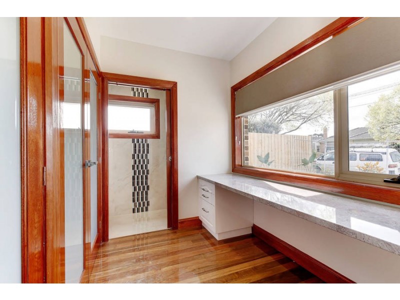 1/15 Gish Court, Hadfield VIC 3046