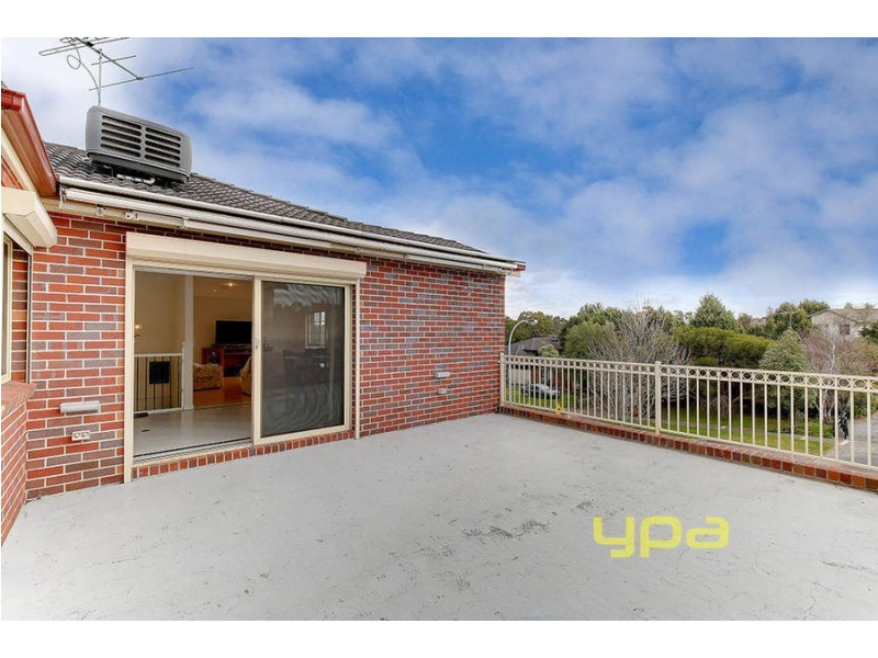 1/12 Shankland Boulevard, Meadow Heights VIC 3048