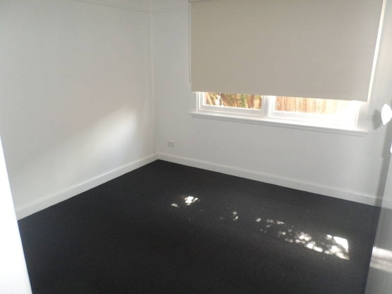 52 Devon Road, Oak Park VIC 3046