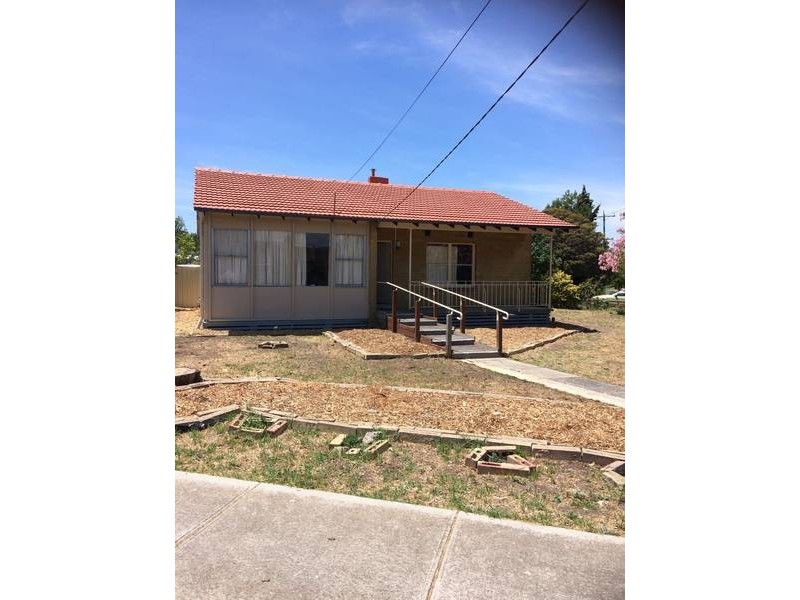 2  CHARLTON STREET, Broadmeadows VIC 3047