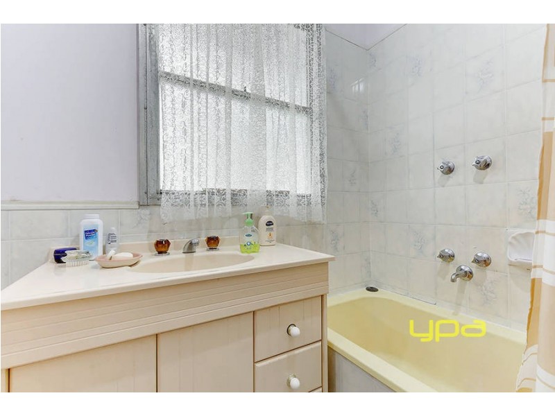 50 KIEWA CRESCENT, Dallas VIC 3047