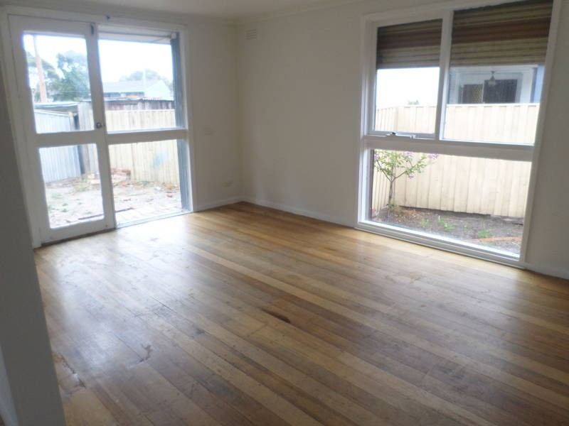 14 Tatura Cres, Broadmeadows VIC 3047