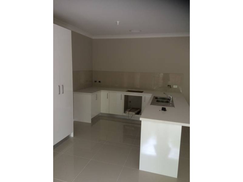 3/52 JACANA AVENUE, Broadmeadows VIC 3047