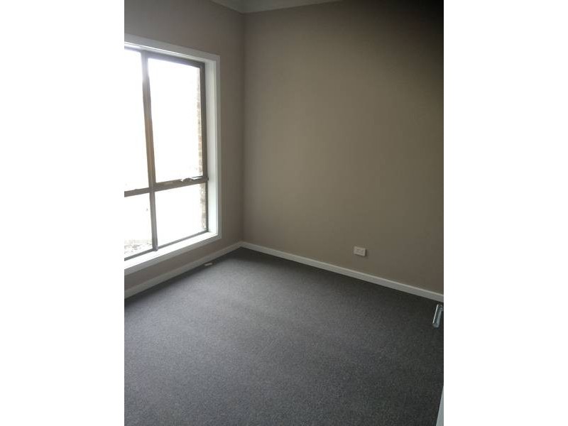 3/52 JACANA AVENUE, Broadmeadows VIC 3047