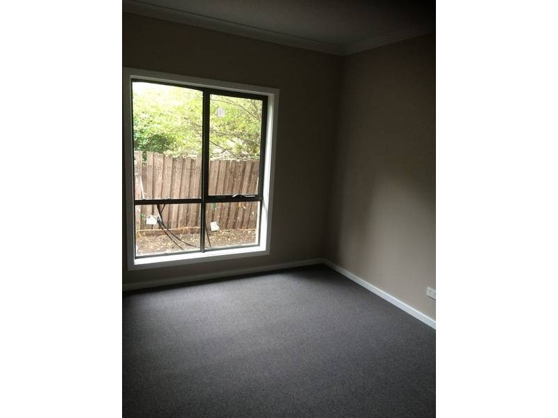 3/52 JACANA AVENUE, Broadmeadows VIC 3047