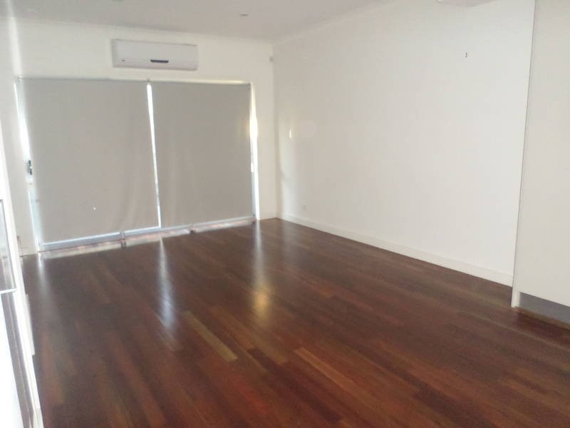 3/30 ISLA AVENUE, Glenroy VIC 3046