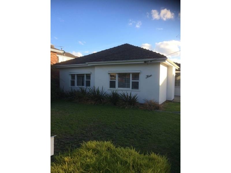 3 McCracken Avenue, Pascoe Vale VIC 3044