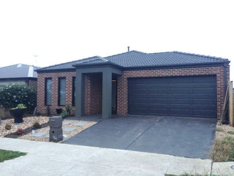 23 STOURHEAD AVENUE, Mernda VIC 3754