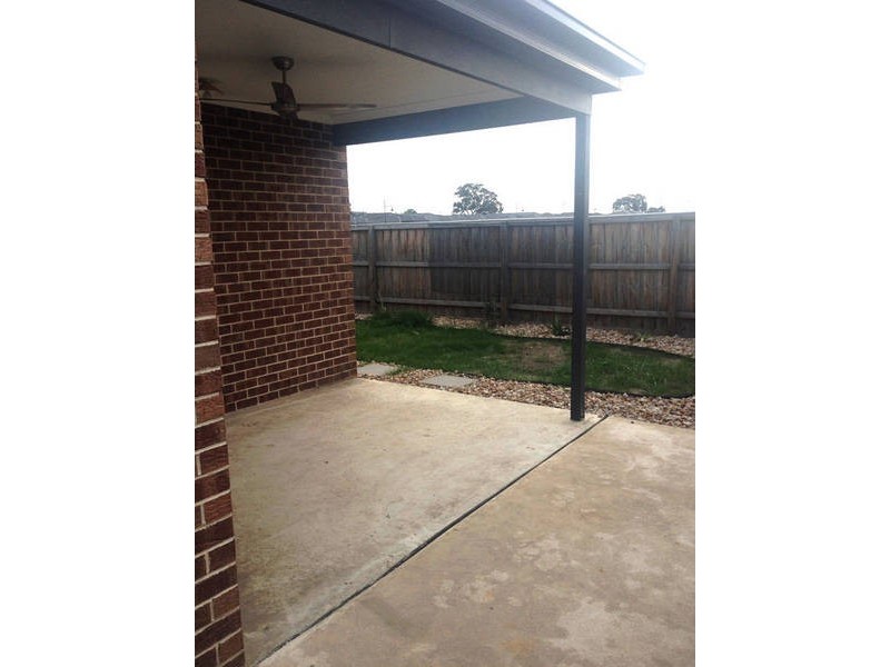 23 STOURHEAD AVENUE, Mernda VIC 3754