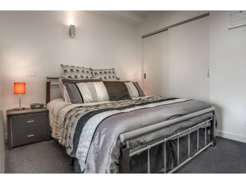 217/55 COLINS STREET, Essendon VIC 3040