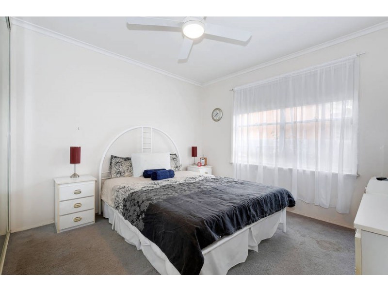 5 MERINO AVENUE, Dallas VIC 3047