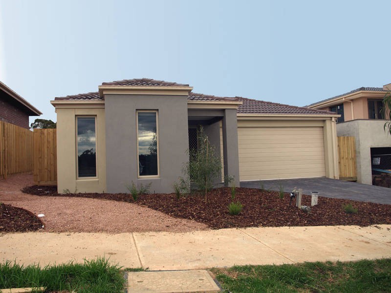 8 SAXON COURT, Greensborough VIC 3088