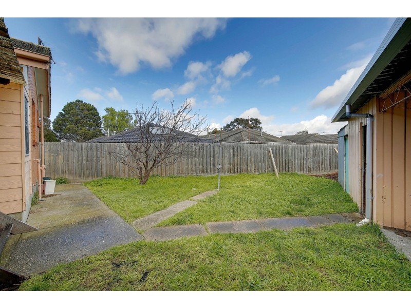 3 LALOR STREET, Dallas VIC 3047