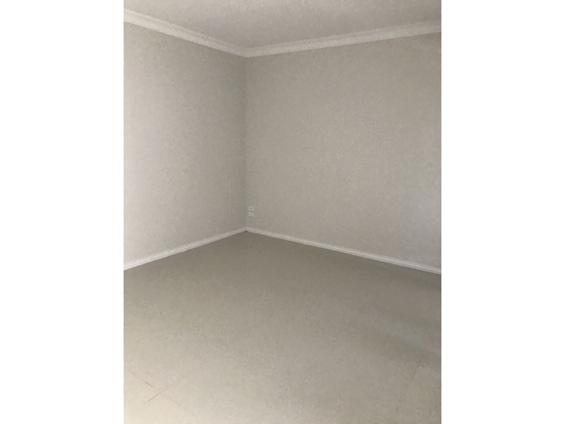 2/10 PARIS ROAD, Broadmeadows VIC 3047