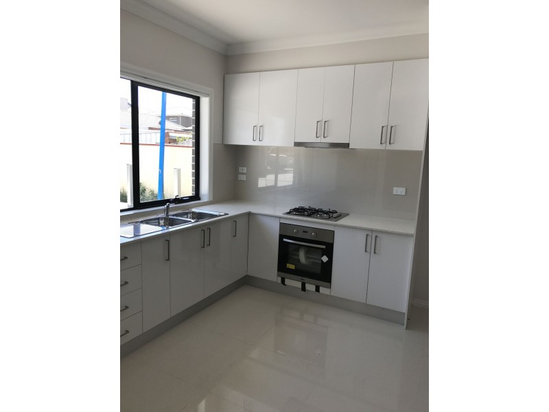 6/10 PARIS ROAD, Broadmeadows VIC 3047