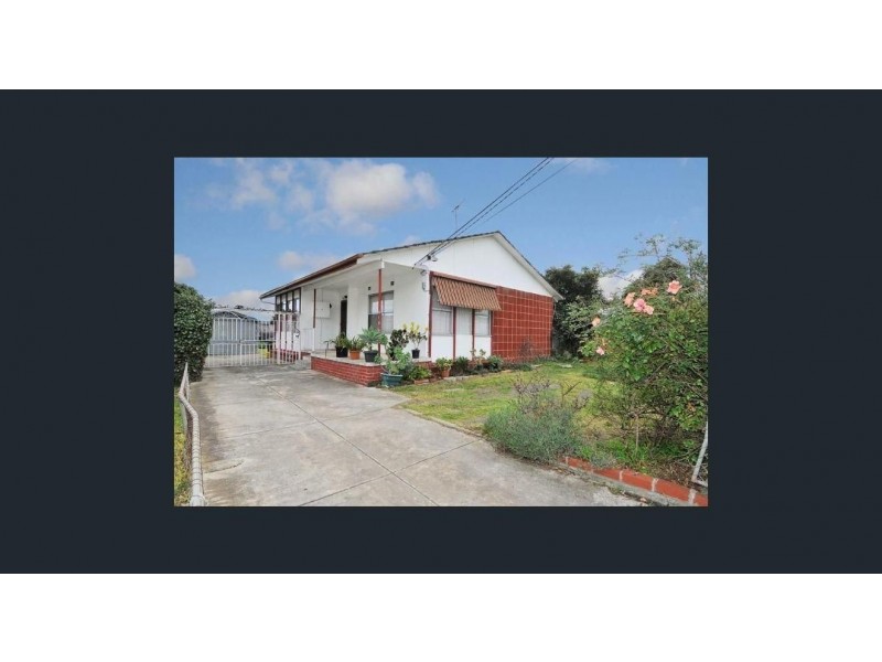 9 GOSFORD CRESCENT, Broadmeadows VIC 3047