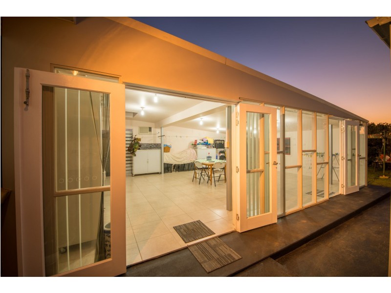 17 BANNISTER STREET, Jacana VIC 3047