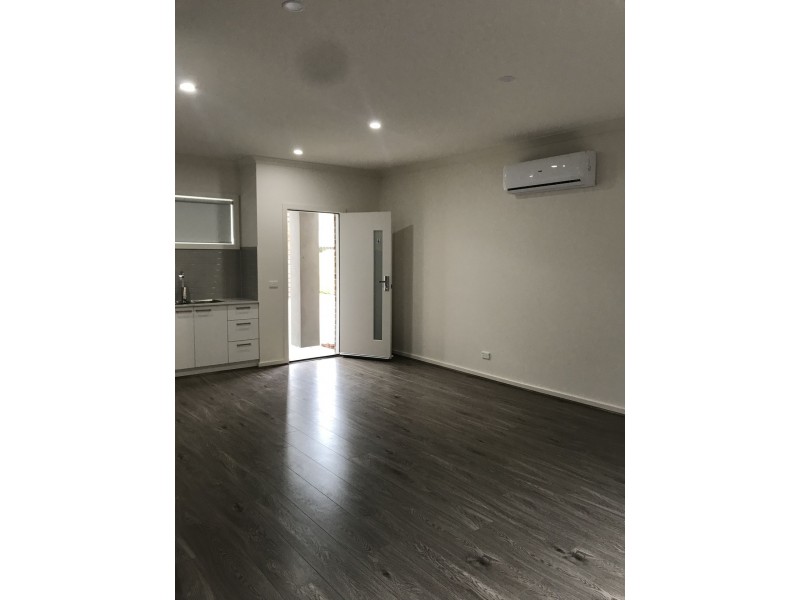 4/170/172 HILTON STREET, Glenroy VIC 3046
