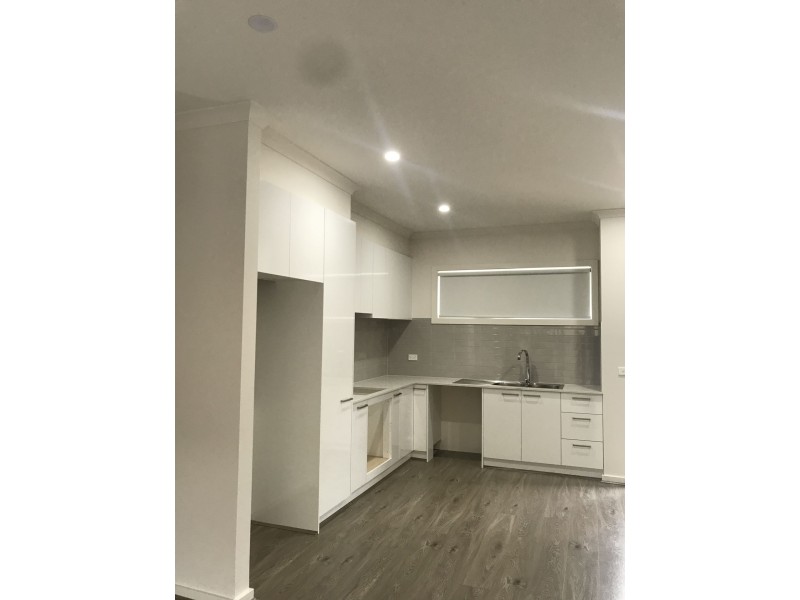 4/170/172 HILTON STREET, Glenroy VIC 3046