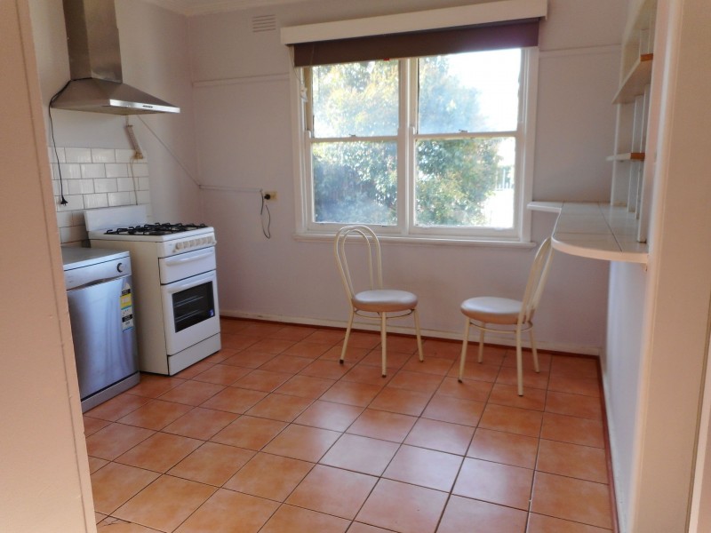 37 Heather Court, Glenroy VIC 3046
