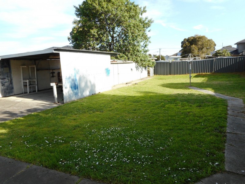 37 Heather Court, Glenroy VIC 3046