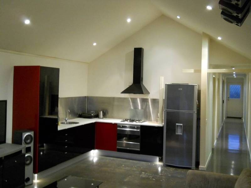 2/9  SHERWOOD STREET, Hadfield VIC 3046