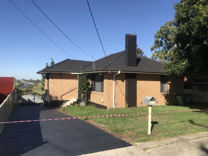 83 Sunset Boulevard, Jacana VIC 3047