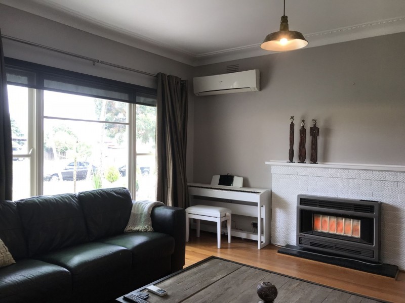 13 ISLA AVENUE, Glenroy VIC 3046