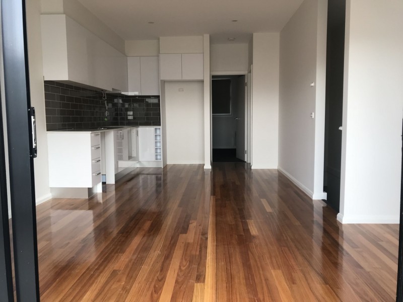 2/14  Murrell Street, Glenroy VIC 3046