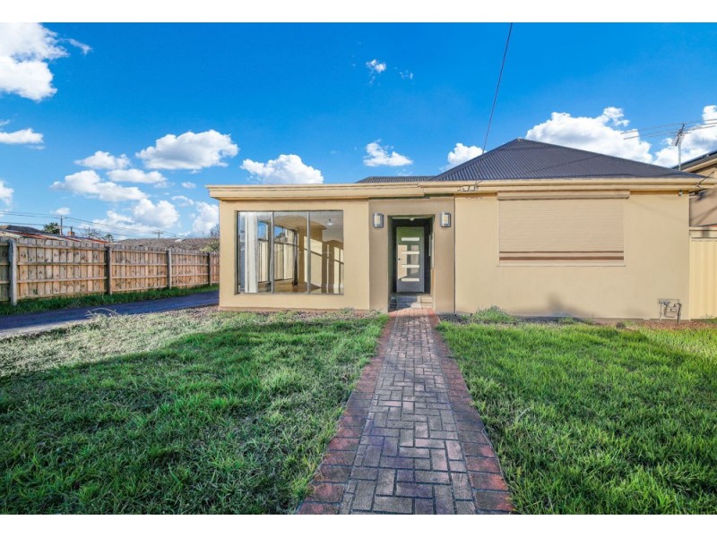 12 LONDON ROAD, Broadmeadows VIC 3047