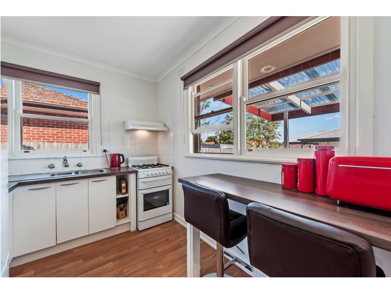 9  Fox Court, Jacana VIC 3047