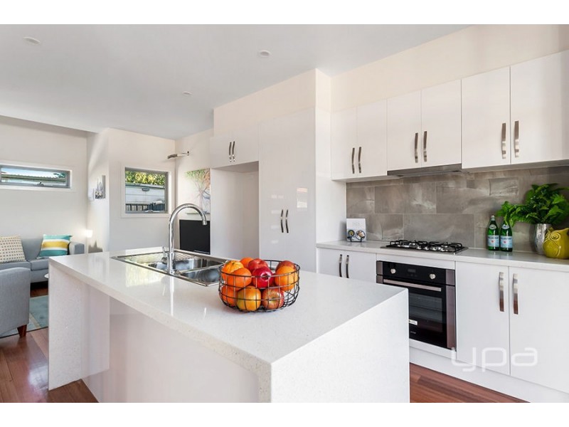 2/33 Widford Street, Glenroy VIC 3046