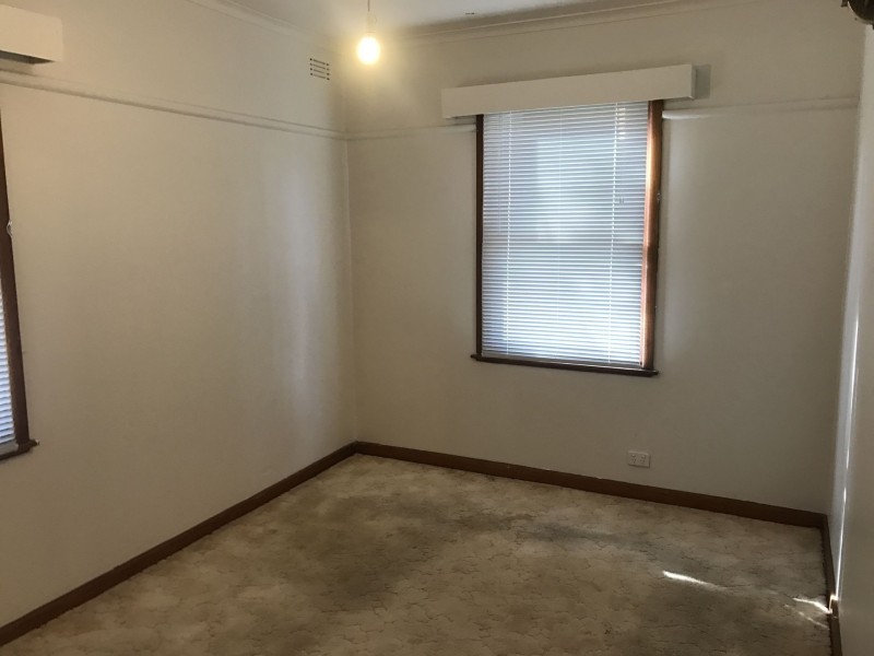 34 Sunset Boulevard, Jacana VIC 3047