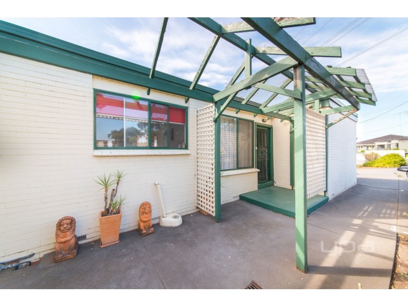 2/26 Ruby Street, Essendon VIC 3040