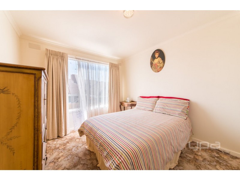 2/26 Ruby Street, Essendon VIC 3040