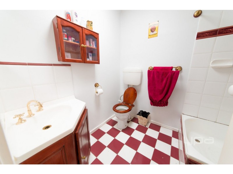 2/26 Ruby Street, Essendon VIC 3040