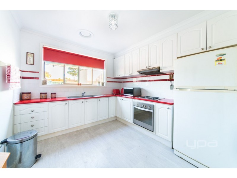 2/26 Ruby Street, Essendon VIC 3040