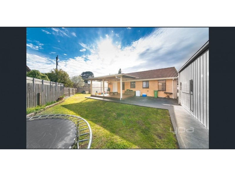 17 BOORT STREET, Dallas VIC 3047