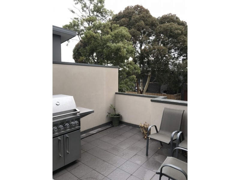 2B  COSMOS STREET, Glenroy VIC 3046