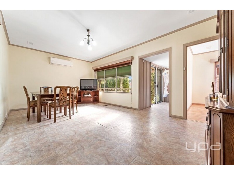 58 EMU PARADE, Jacana VIC 3047