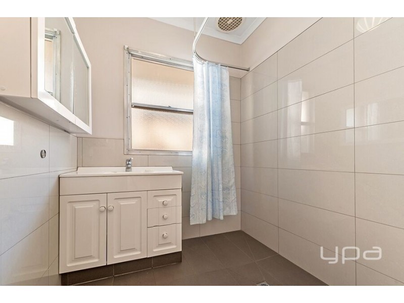 58 EMU PARADE, Jacana VIC 3047