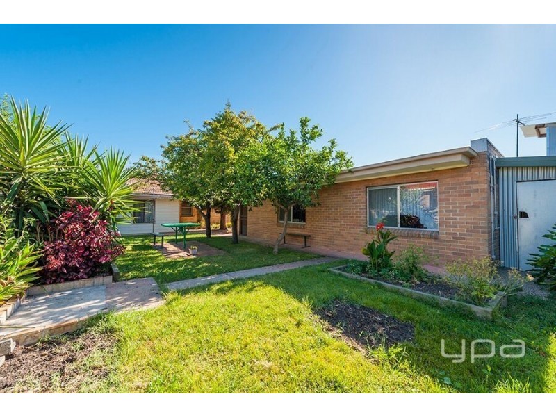 58 EMU PARADE, Jacana VIC 3047