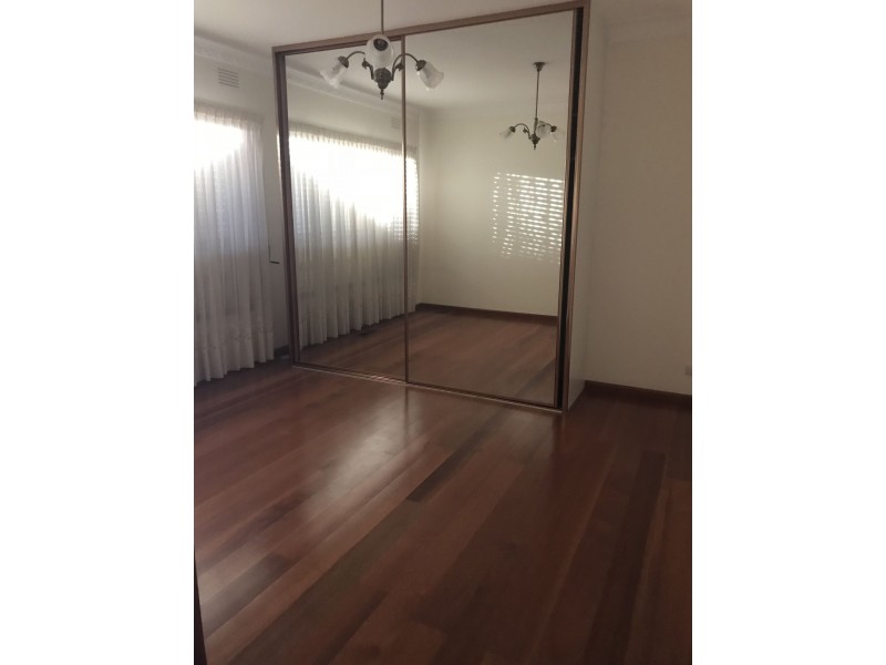 7 Kalgoorlie Court, Campbellfield VIC 3061