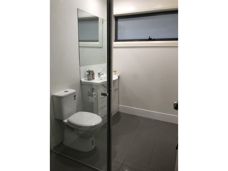 1/60 Sharps Road, Tullamarine VIC 3043