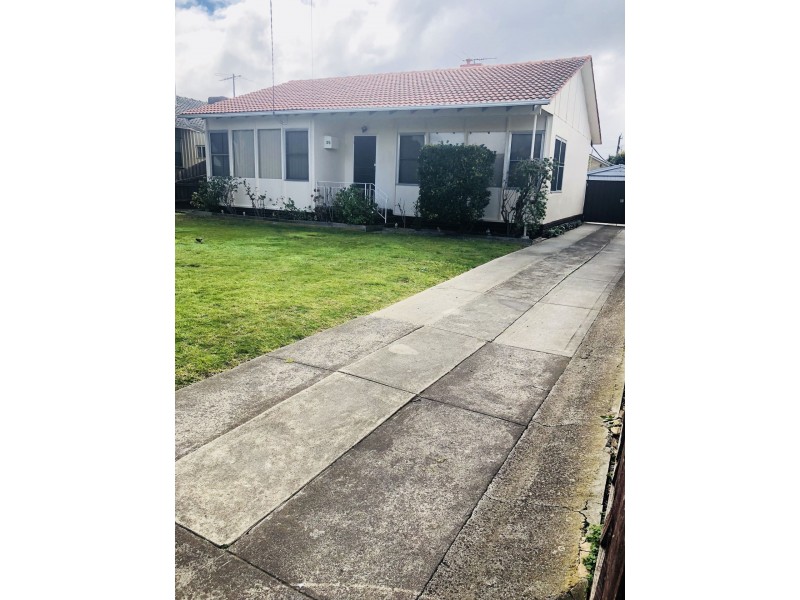 35 Apollo Cresent, Dallas VIC 3047