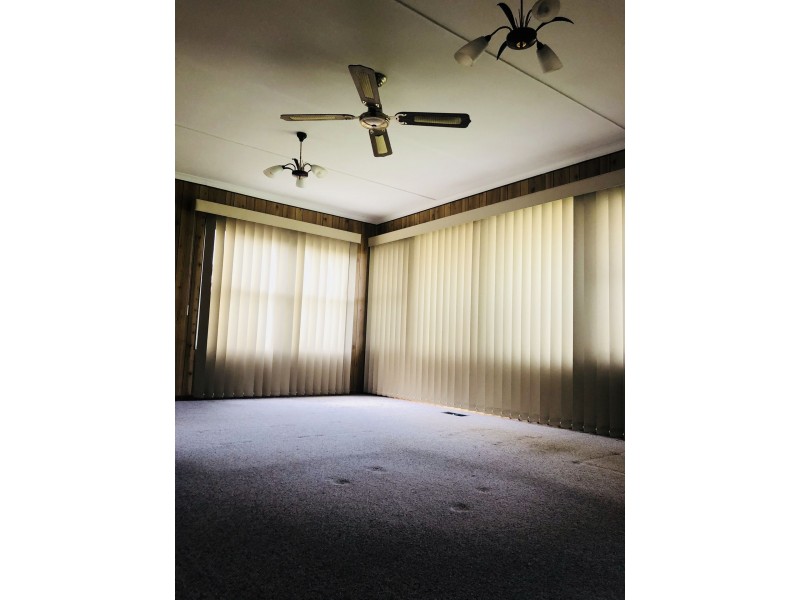 35 Apollo Cresent, Dallas VIC 3047