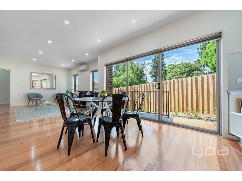 16  Moonee Blvd, Glenroy VIC 3046