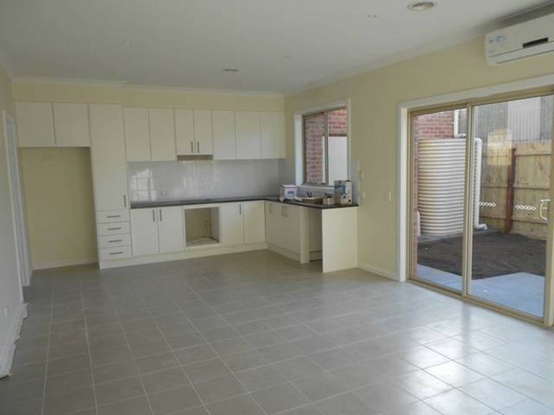 2/187 Widford Street, Broadmeadows VIC 3047