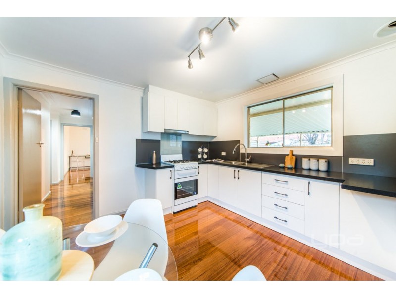 11 Millewa Crescent, Dallas VIC 3047