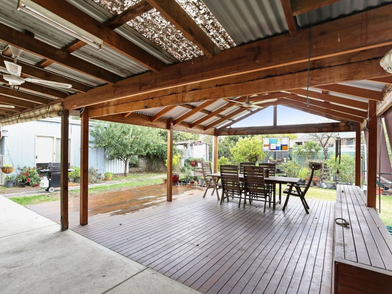 44 PLUMPTON AVE, Glenroy VIC 3046